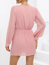 Robe courte plissée à nœuds Nicole